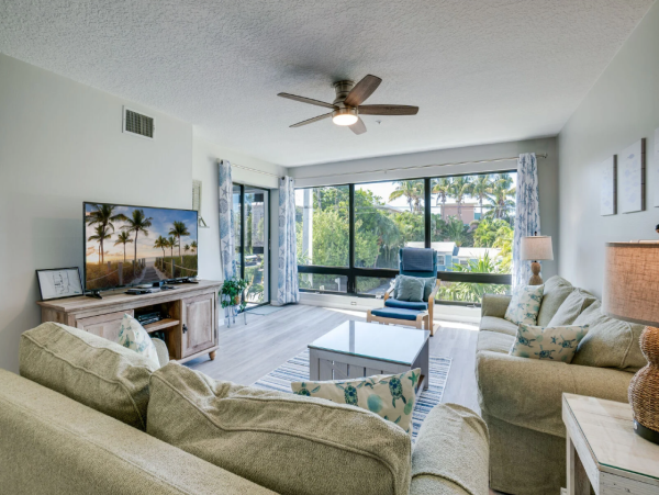 Holmes Beach Two Bedrooms Vacation Condo