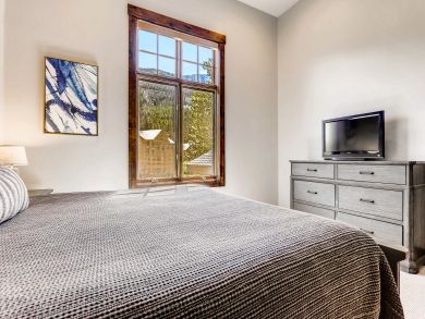 Luxury Breckenridge Vacation Duplex Sleeps Ten Guests