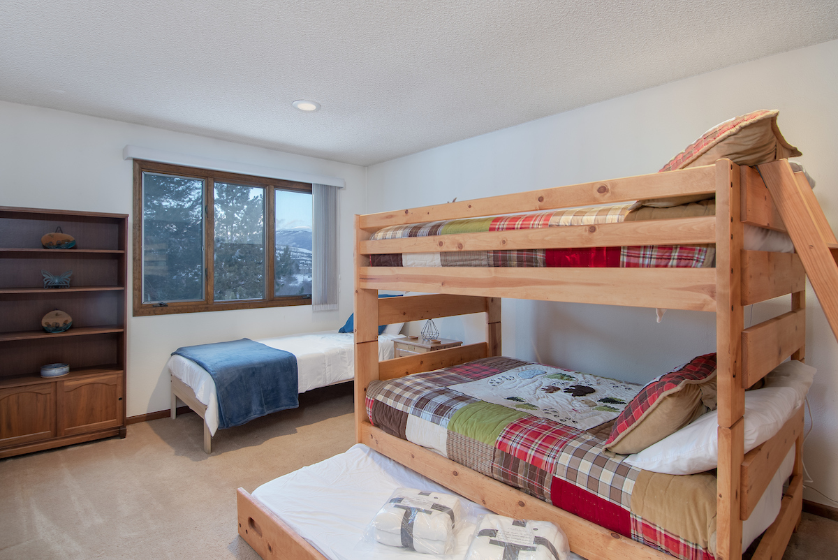 Breckenridge Home 926760