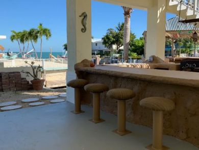 Marathon Vacation Home Sleeps Ten Guests