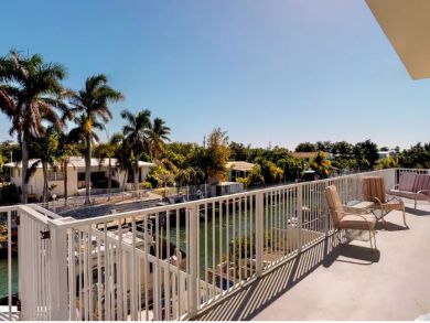 Marathon Vacation Home Sleeps Ten Guests