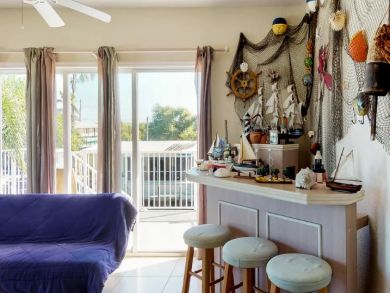 Marathon Vacation Home Sleeps Ten Guests