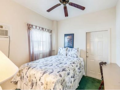 Marathon Vacation Home Sleeps Ten Guests