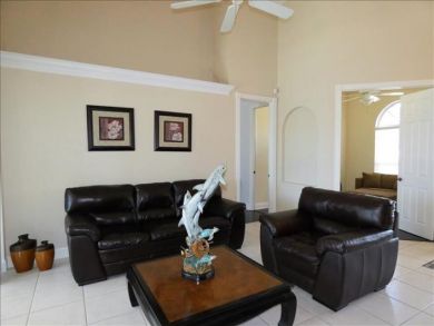 3 Bedroom Marco Island Vacation Home Plus Den