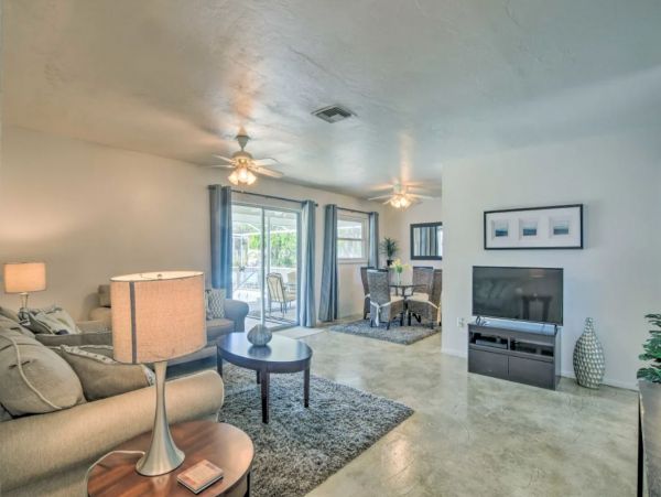 Marco Island Three Bedroom Vacation Home Sleeps Eight Guests