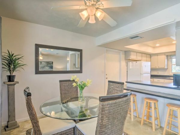 Marco Island Three Bedroom Vacation Home Sleeps Eight Guests