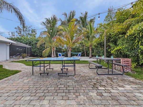 Luxury Cape Coral Retreat - 4 Bedroom Home with Private Pool