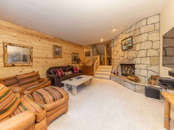 Five Bedroom Vacation Rental in Breckenridge