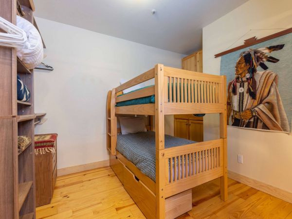 Five Bedroom Vacation Rental in Breckenridge