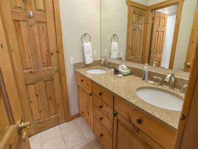 Breckenridge Condo 926895 Breckenridge Condo 926895