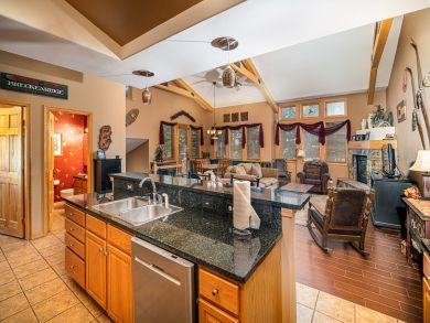 Breckenridge Home 926901 Breckenridge Home 926901