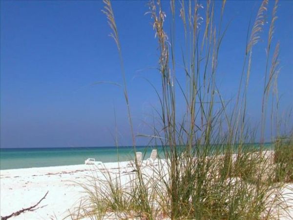 Longboat Key Vacation Condo Bay Views Sleeps Six Guests