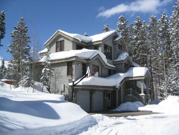 Breckenridge Ski-in Home Vacation 16 Guests