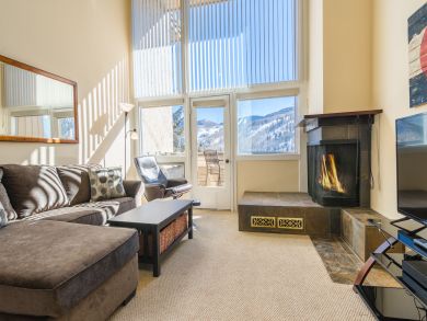 Mountain View One Bedroom Loft in Vail