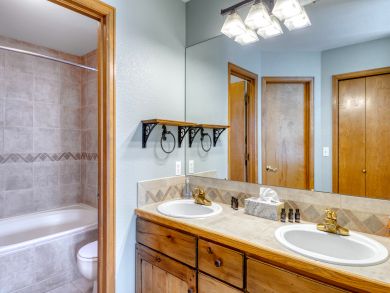 Breckenridge Home 926999