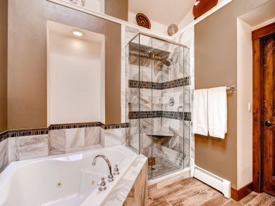 Breckenridge Home 927010 Breckenridge Home 927010