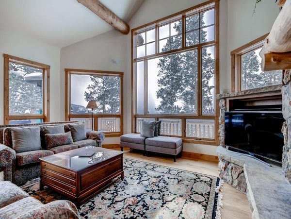Gorgeous Vacation Mountain Rental in Breckenridge