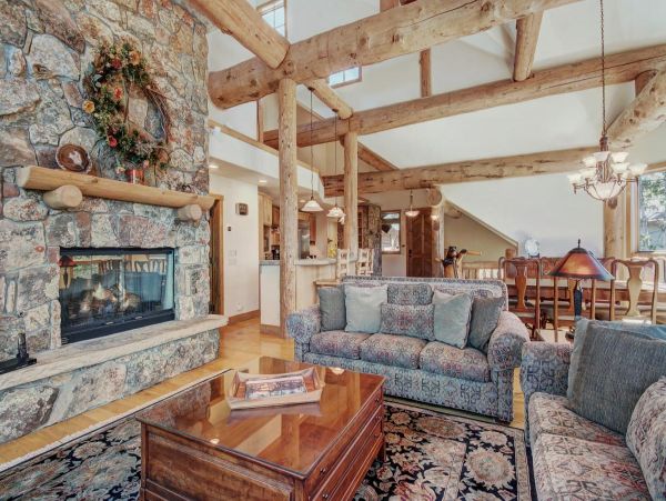 Gorgeous Vacation Mountain Rental in Breckenridge