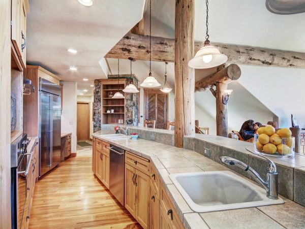 Gorgeous Vacation Mountain Rental in Breckenridge