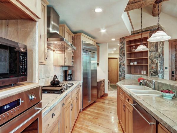 Gorgeous Vacation Mountain Rental in Breckenridge