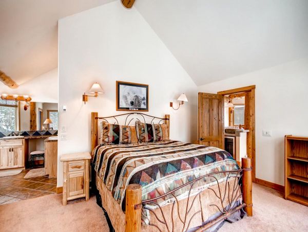 Gorgeous Vacation Mountain Rental in Breckenridge