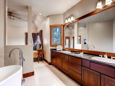 Breckenridge Home 927020