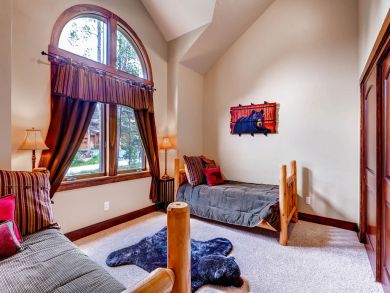 Breckenridge Home 927020