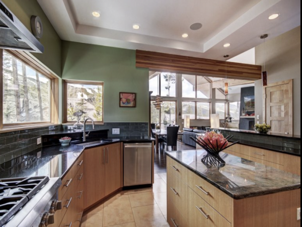 Breckenridge Rental Nothing Quite Like it! Take the Trail to the Slopes