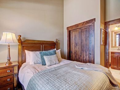 Breckenridge Home 927026