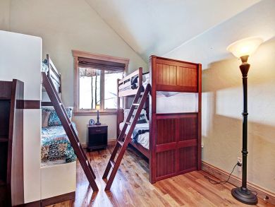 Breckenridge Home 927028