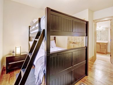 Breckenridge Home 927028