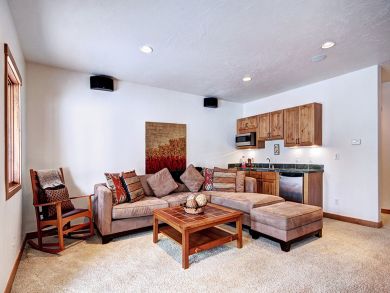 Breckenridge Home 927036
