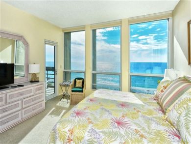 Charming Vacation Rental on Longboat Key. Call Today.