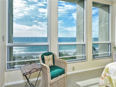 Charming Vacation Rental on Longboat Key. Call Today.