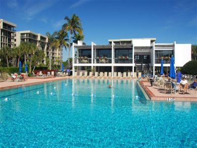 Charming Vacation Rental on Longboat Key. Call Today.