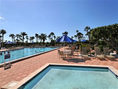 Charming Vacation Rental on Longboat Key. Call Today.