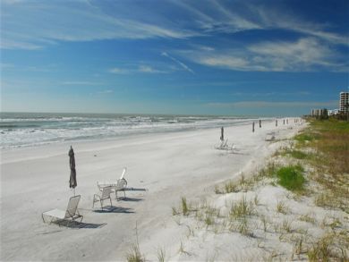 Charming Vacation Rental on Longboat Key. Call Today.