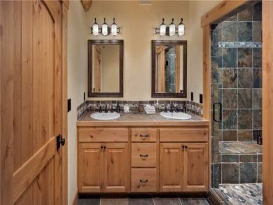 Breckenridge Home 927119