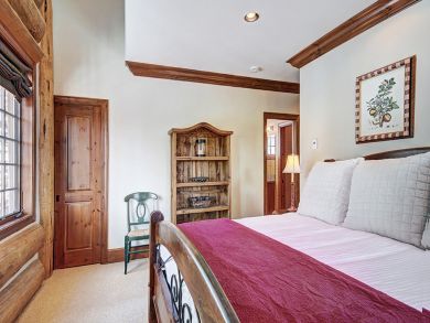 Breckenridge Home 927150