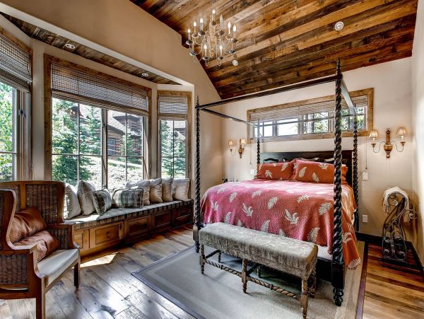 Ski in Ski Out Modern Mountain Home on Snowflake Ski run