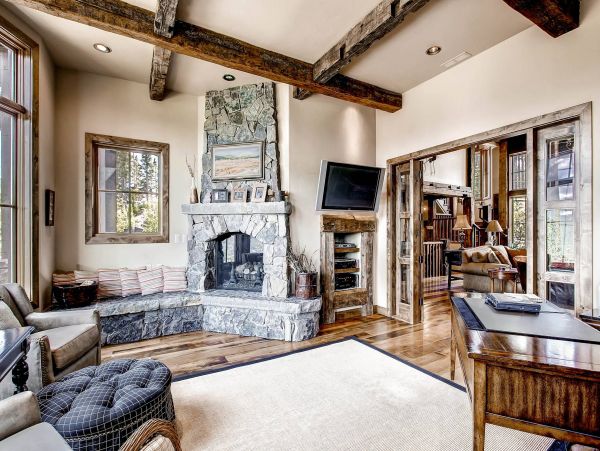 Ski in Ski Out Modern Mountain Home on Snowflake Ski run