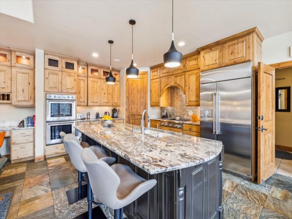 Breckenridge Vacation Rental with 7 Bedrooms & Private Spa