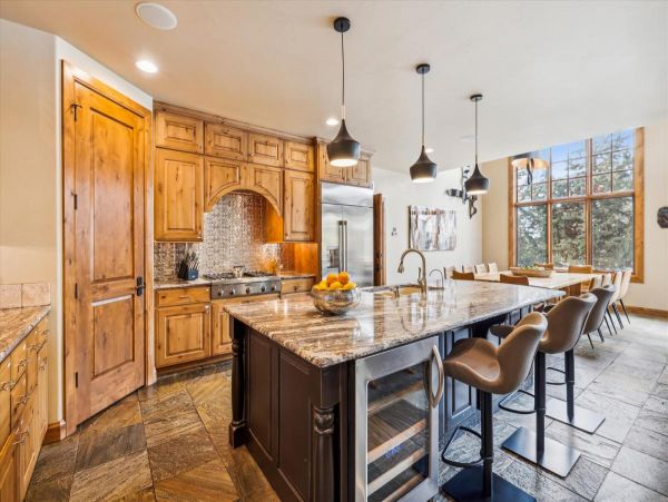 Breckenridge Vacation Rental with 7 Bedrooms & Private Spa