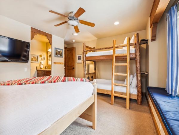 Breckenridge Vacation Rental with 7 Bedrooms & Private Spa