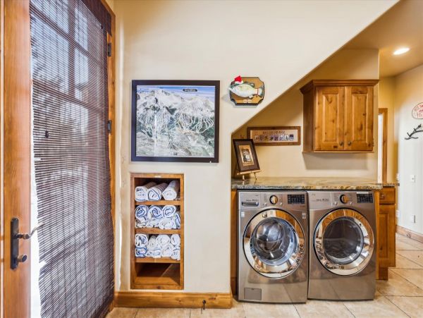Breckenridge Vacation Rental with 7 Bedrooms & Private Spa