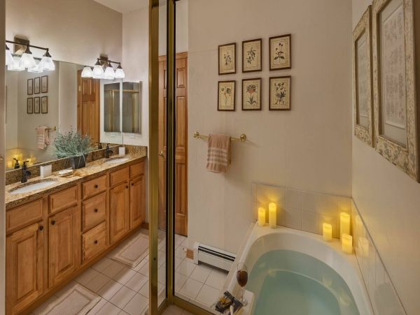 Edwards Luxury Four Bedroom Vacation Rental Home
