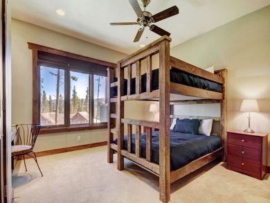 Breckenridge Home 927201