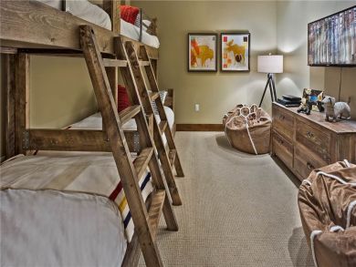 Private Residence with Luxurious Amenities!