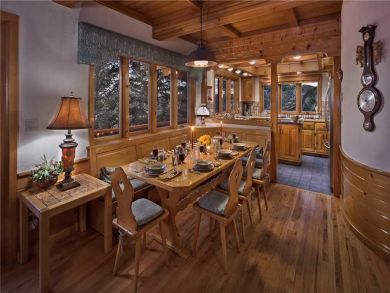 CHARMING CHALET IN STEAMBOAT WITH 6 BEDROOMS AND 4 BATHS