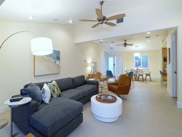 Lido Key Luxury Vacation Pool Home Four Bedrooms plus Den